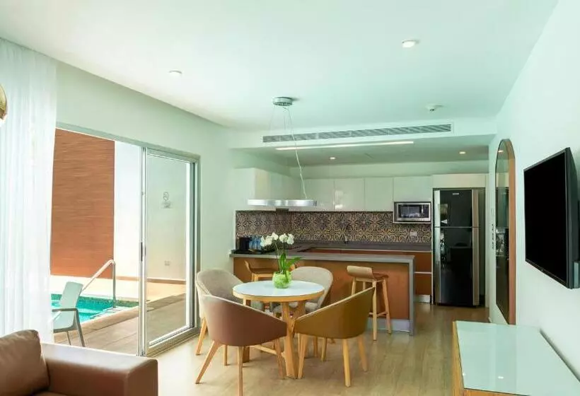 Fotos del hotel The Fives Beach & Residences   All Senses Inclusive:  66