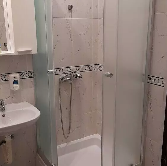 Fotos del hotel Vojvodina:  6