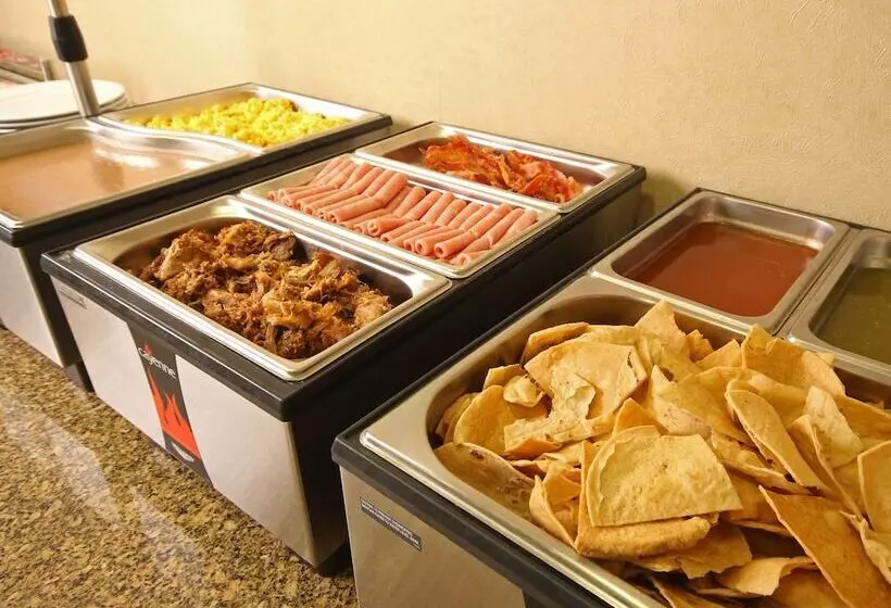 Fotos del hotel Holiday Inn Express  & Suites Cd. Juarez  Las Misiones, An Ihg:  5