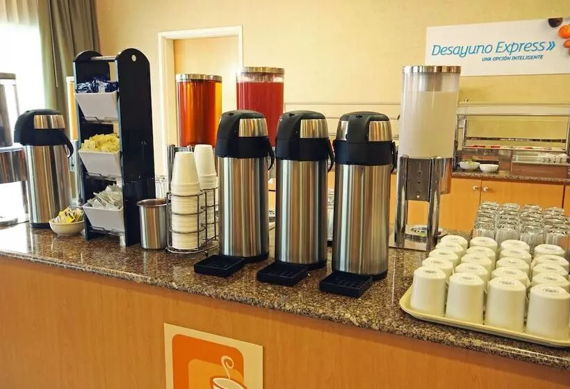 Fotos del hotel Holiday Inn Express  & Suites Cd. Juarez  Las Misiones, An Ihg:  23