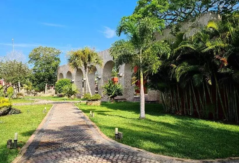 Fotos del hotel Hacienda Santa Cruz Merida:  20