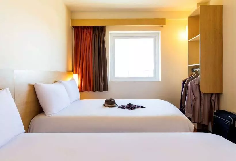 Fotos del hotel Ibis Juarez Consulado:  2