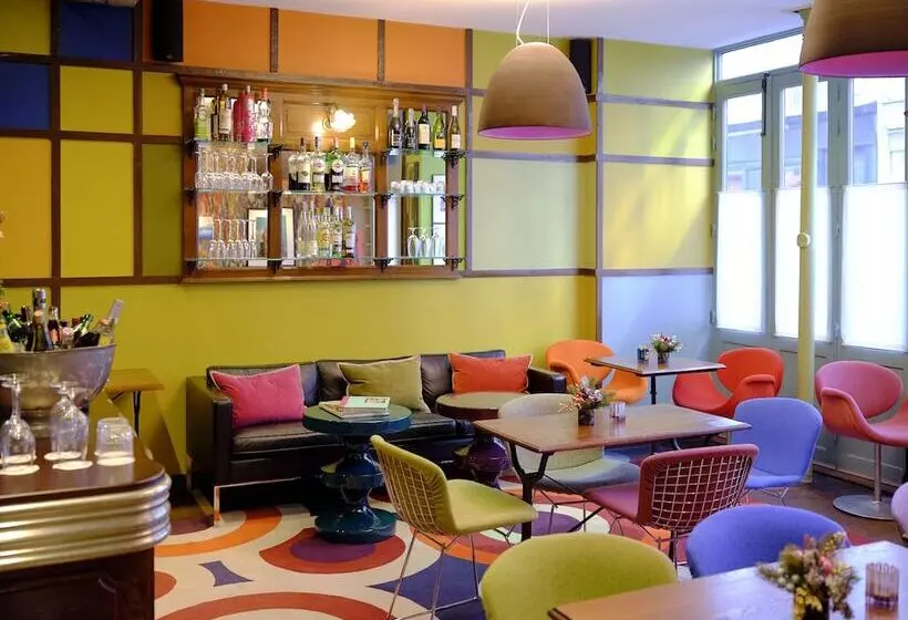 Fotos del hotel Du Petit Moulin:  9