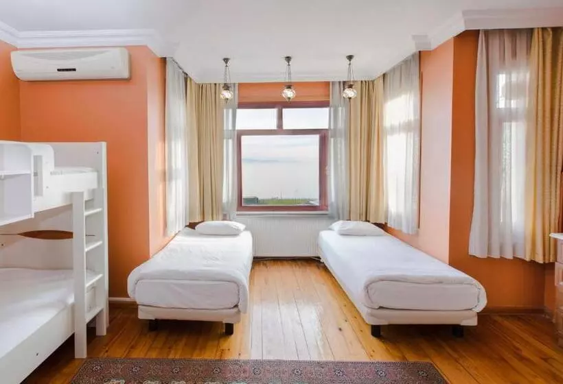 Fotos del hotel Bucoleon By Cheers:  16