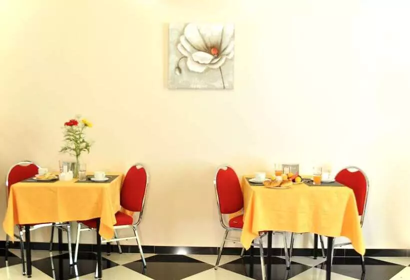 Fotos del hotel Columbia:  5