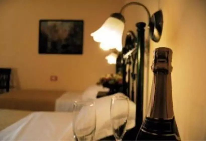 Fotos del hotel Columbia:  16