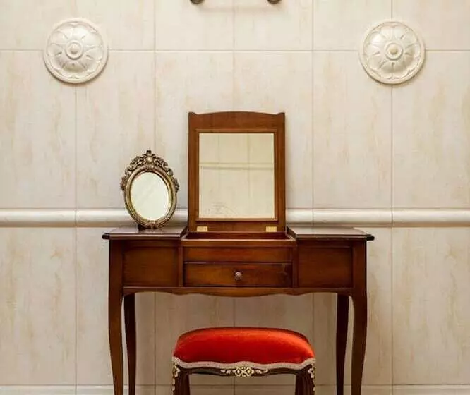 Suter Palace Heritage Boutique