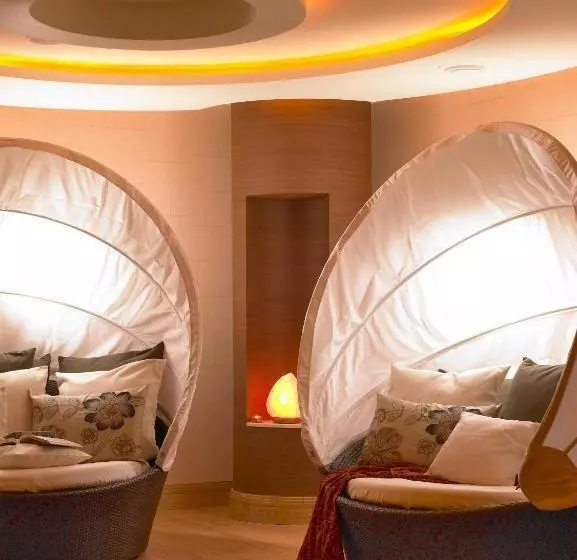 Fotos del hotel Westport Plaza Hotel, Spa & Leisure:  16
