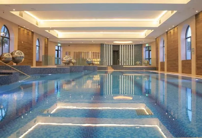 Fotos del hotel Westport Plaza Hotel, Spa & Leisure:  2