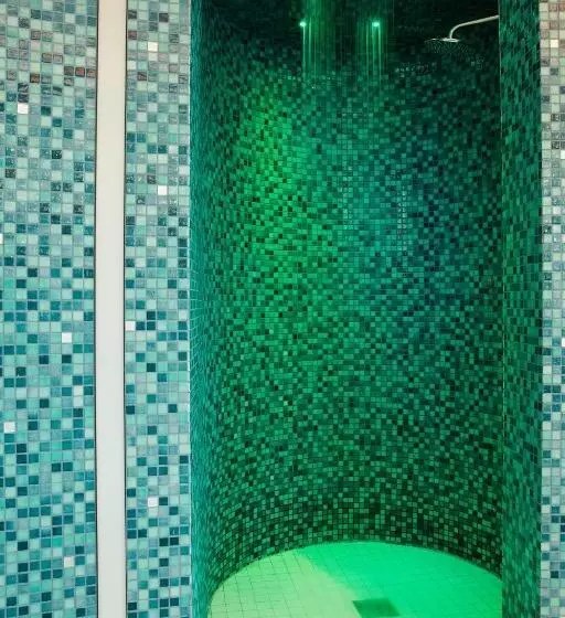Fotos del hotel Westport Plaza Hotel, Spa & Leisure:  17
