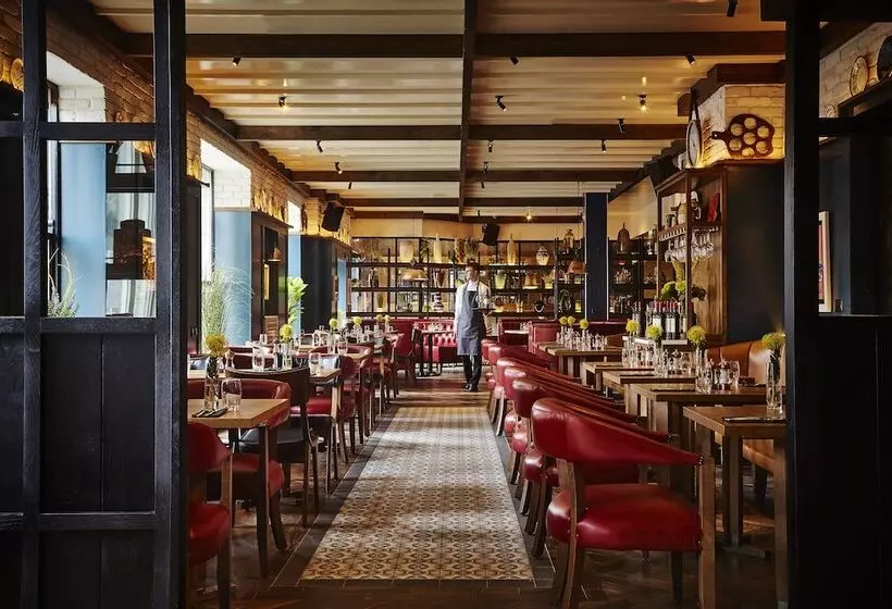Fotos del hotel Westport Plaza Hotel, Spa & Leisure:  24