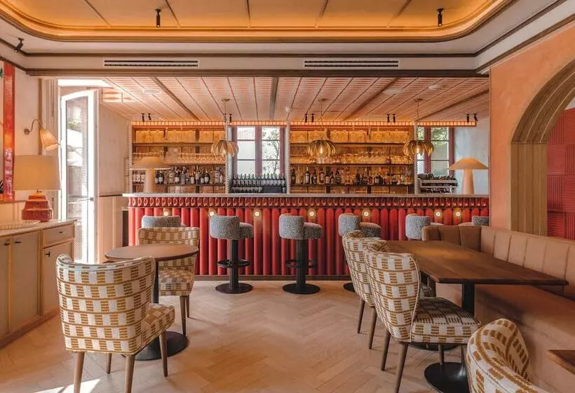 Fotos del hotel De Silhouette:  3