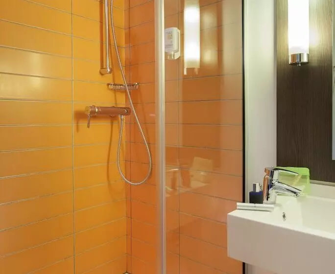 Fotos del hotel Ibis Styles Lyon Centre - Gare Part Dieu:  7