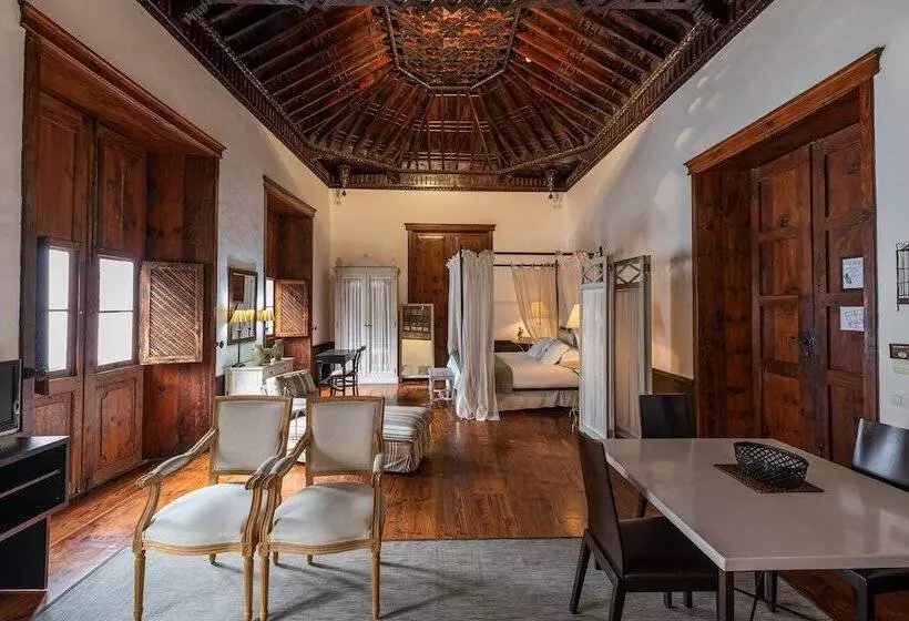 Fotos del hotel Isla Baja Suites:  15