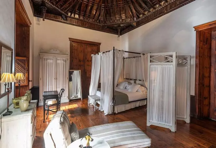 Fotos del hotel Isla Baja Suites:  19