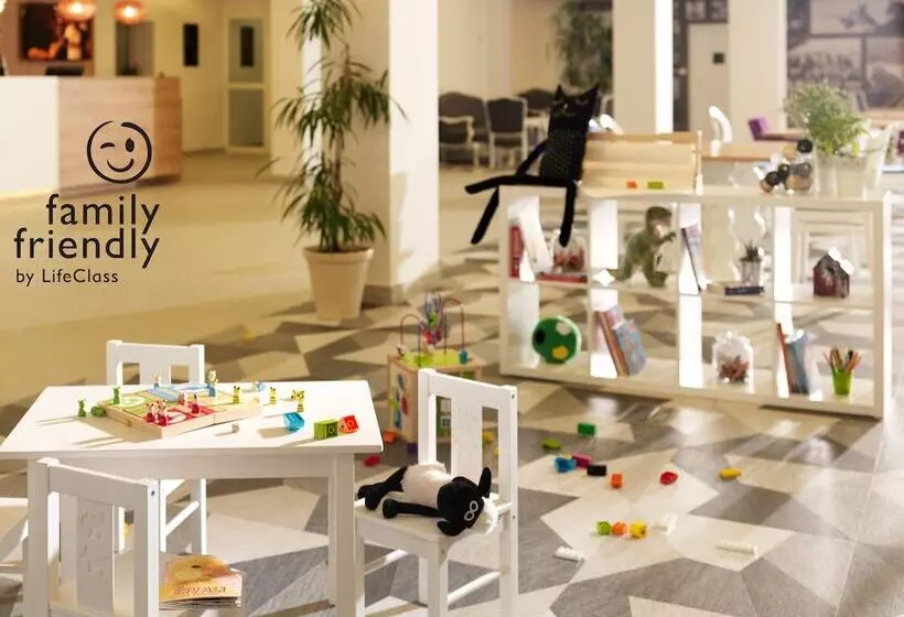 Fotos del hotel Socializing  Mirna 4  Lifeclass S & Spa:  7