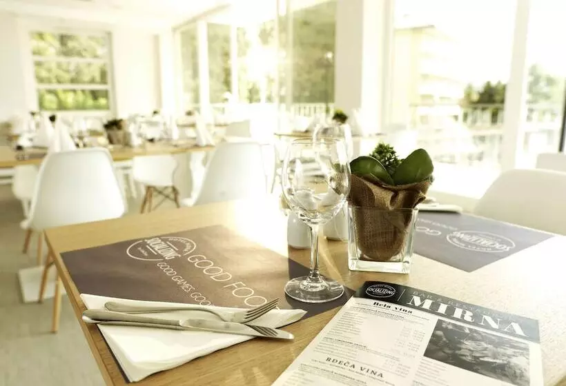 Fotos del hotel Socializing  Mirna 4  Lifeclass S & Spa:  13