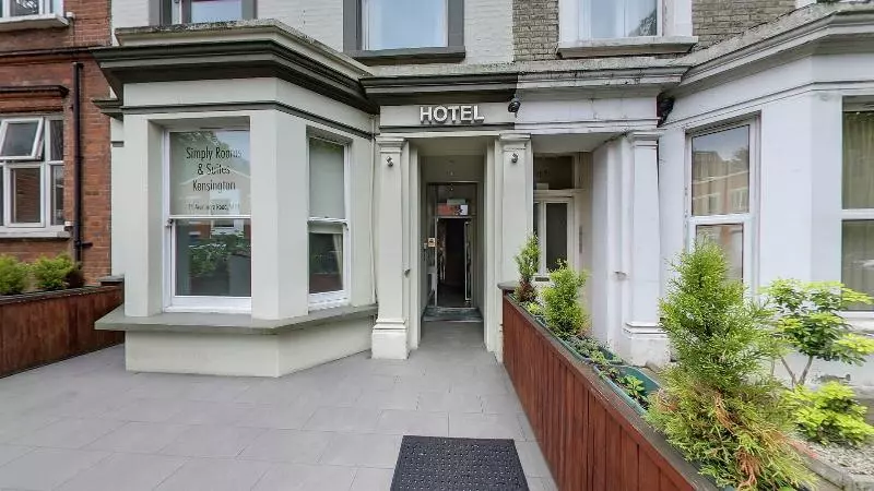 Fotos del hotel Simply Rooms & Suites:  1