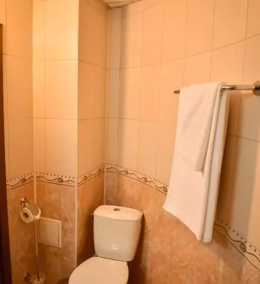 Fotos del hotel Lina:  6