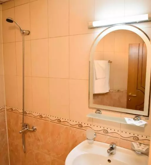 Fotos del hotel Lina:  11