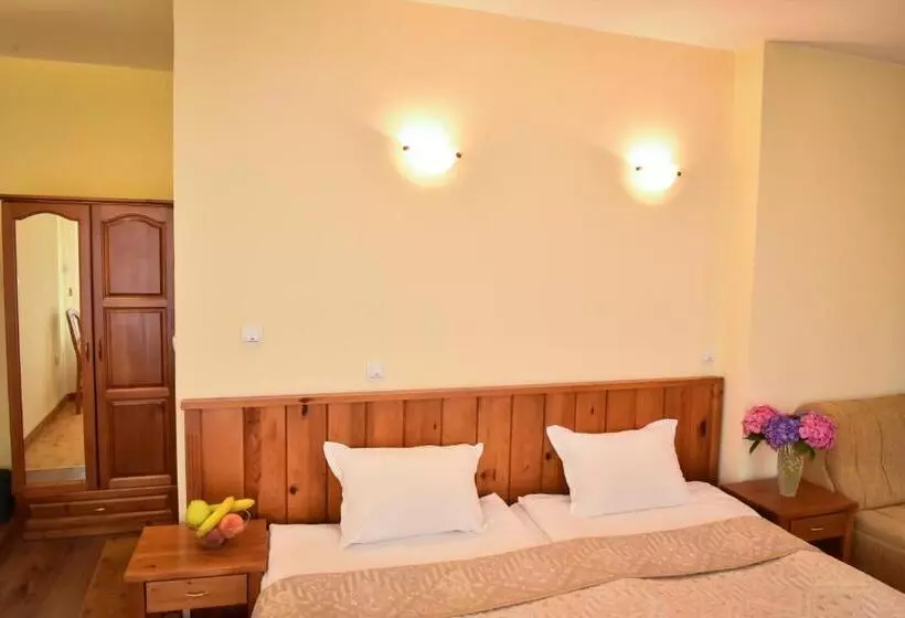 Fotos del hotel Lina:  24