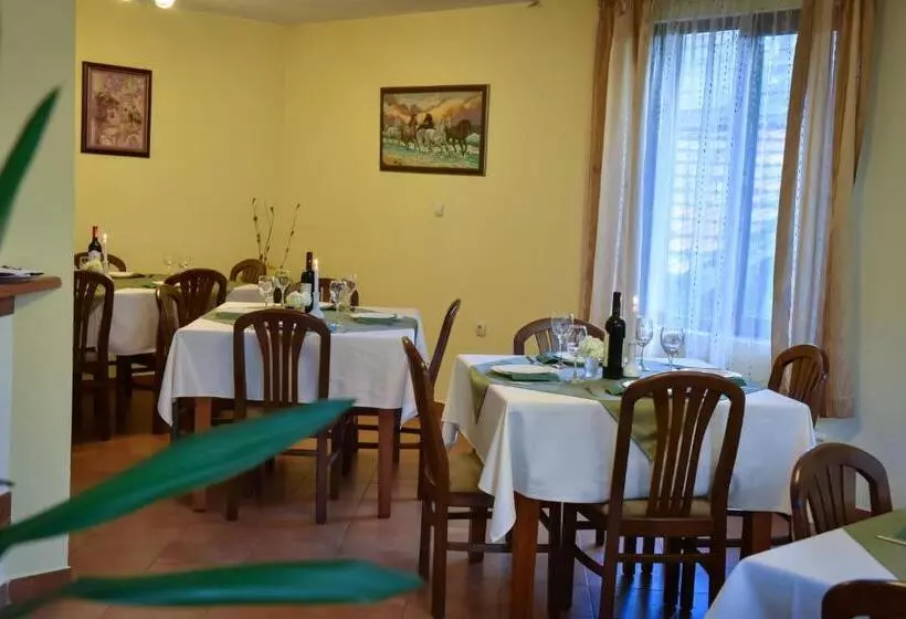 Fotos del hotel Lina:  14