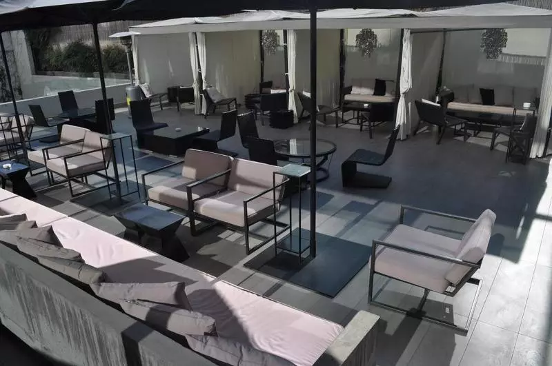 Fotos del hotel Pettra Santiago:  7