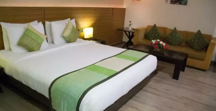 Fotos del hotel Treebo Tryst F One Park Front:  2