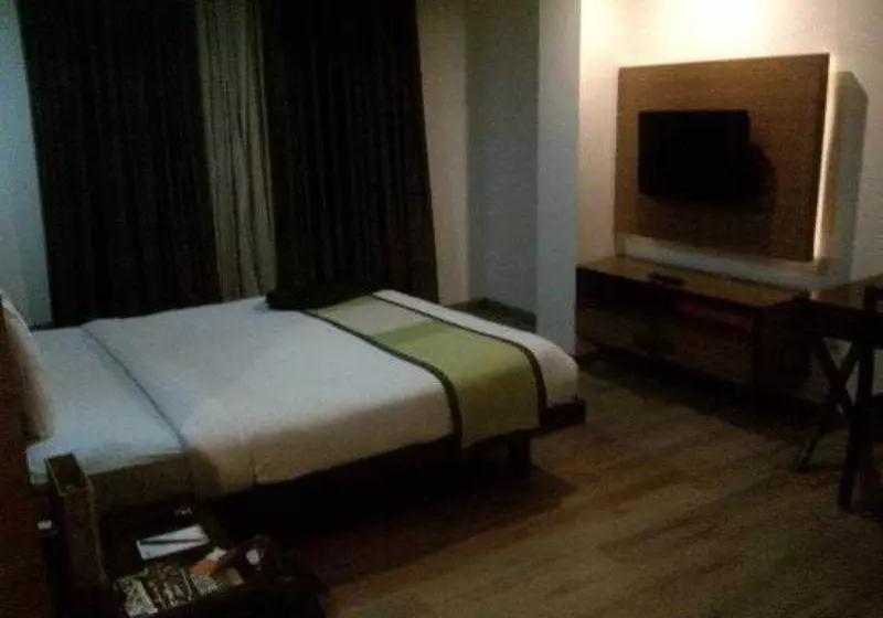 Fotos del hotel Treebo Tryst F One Park Front:  22