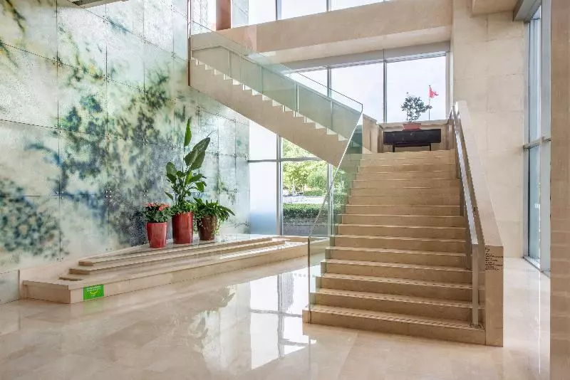 Holiday Inn Beijing Focus Square, An Ihg