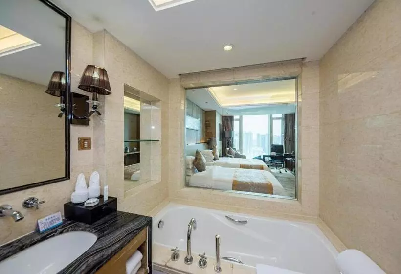 Fotos del hotel Friends International:  15