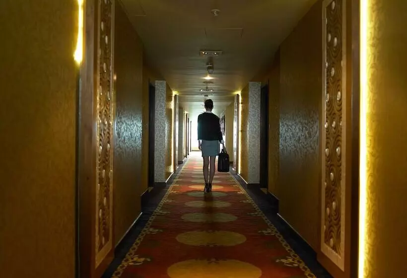 Fotos del hotel The Zuri Whitefield Bangalore:  9