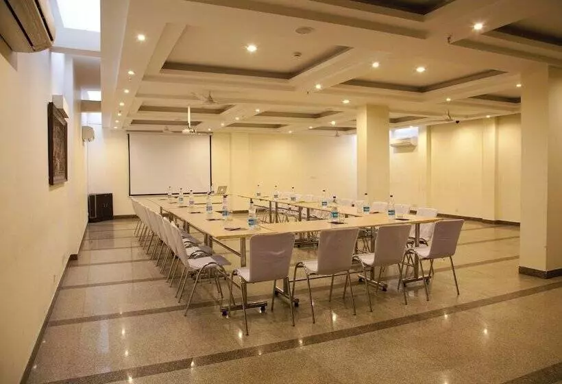 Fotos del hotel Alpina Hotels & Suites:  12