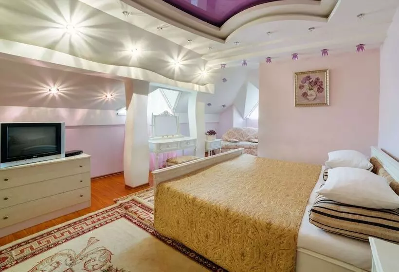 Fotos del hotel Ezio Palace:  11