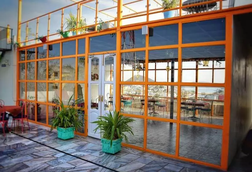 Fotos del hotel Kurabar Kothi:  17