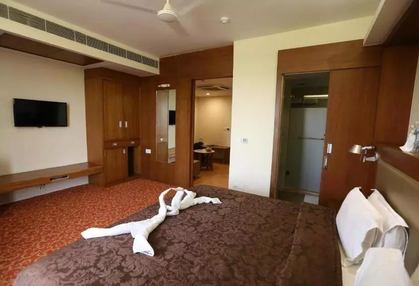 Fotos del hotel Silvercloud Hotel And Banquets:  19