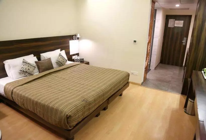 Fotos del hotel Silvercloud Hotel And Banquets:  17