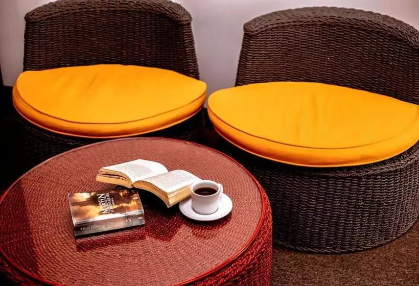 Fotos del hotel St. Lachlan  & Suites:  13