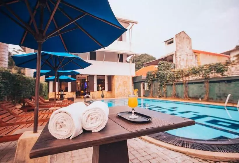 Fotos del hotel St. Lachlan  & Suites:  5