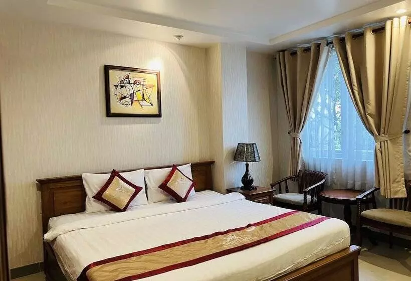 Fotos del hotel Reddoorz Premium White Lion:  17