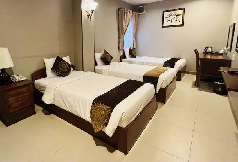 Fotos del hotel Reddoorz Premium White Lion:  14