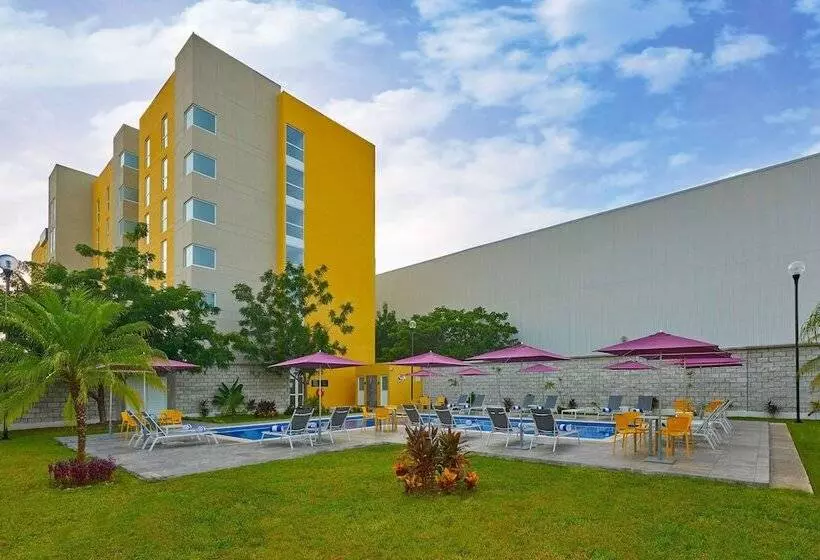 Fotos del hotel City Express Merida:  7