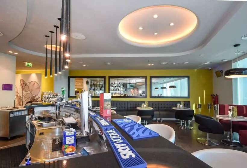 Fotos del hotel Premier Inn Abu Dhabi Capital Centre:  20