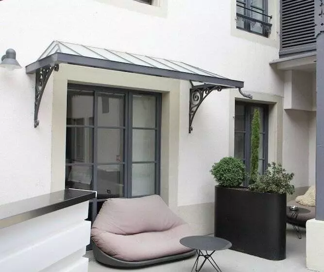 Fotos del hotel Hôtel Quatorze:  15