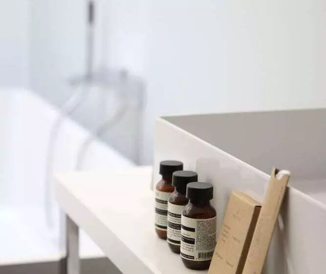 Fotos del hotel Hôtel Quatorze:  25