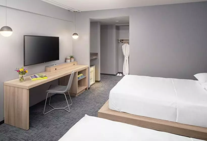 Wingate by Wyndham Manhattan Midtown