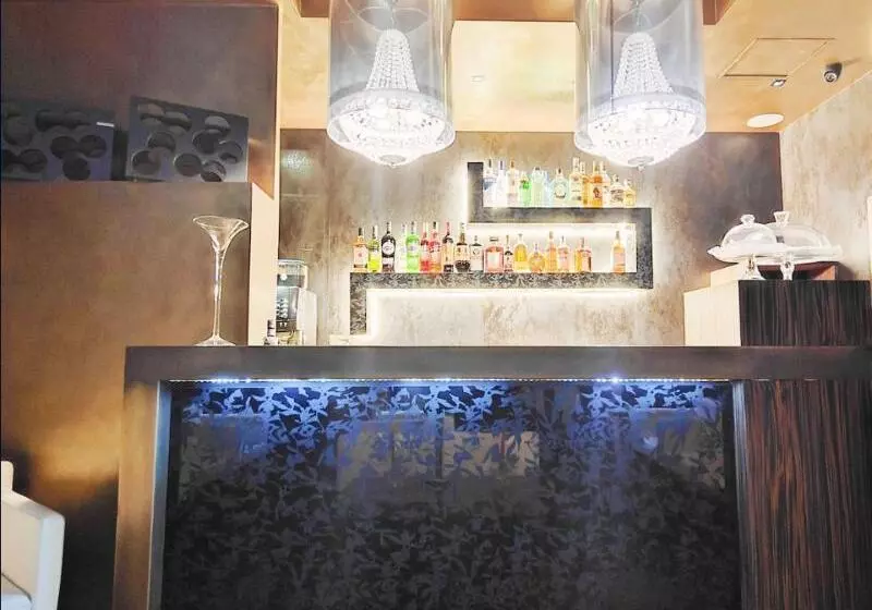 Fotos del hotel Berg Luxury:  10