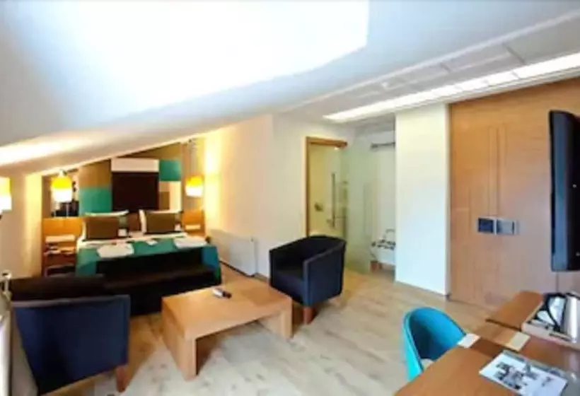 Fotos del hotel Collage Pera:  25