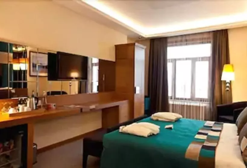 Fotos del hotel Collage Pera:  23