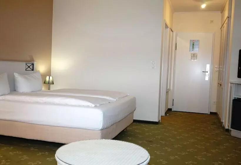 Fotos del hotel Entrée Groß Borstel Garni:  2